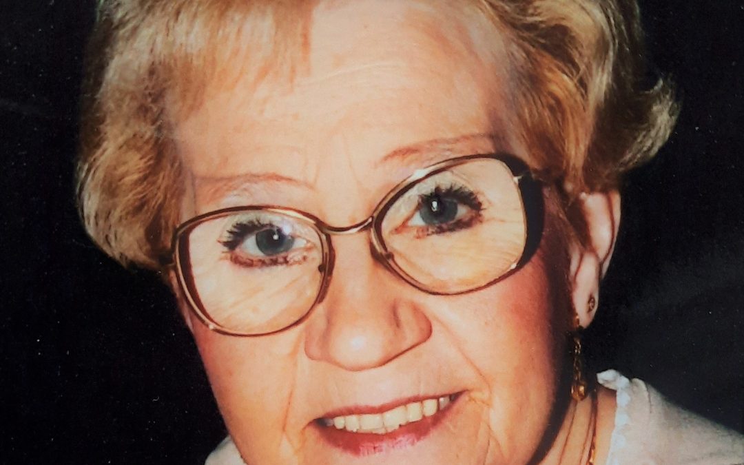 Louise FOLLENS