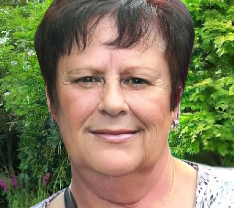 Christelle DEBUE